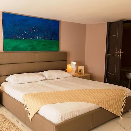 Scenic Seafront Duplex Apartment In Sliema Exterior foto