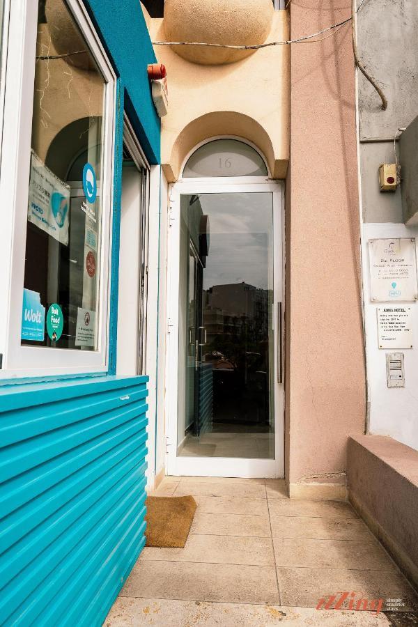 Scenic Seafront Duplex Apartment In Sliema Exterior foto